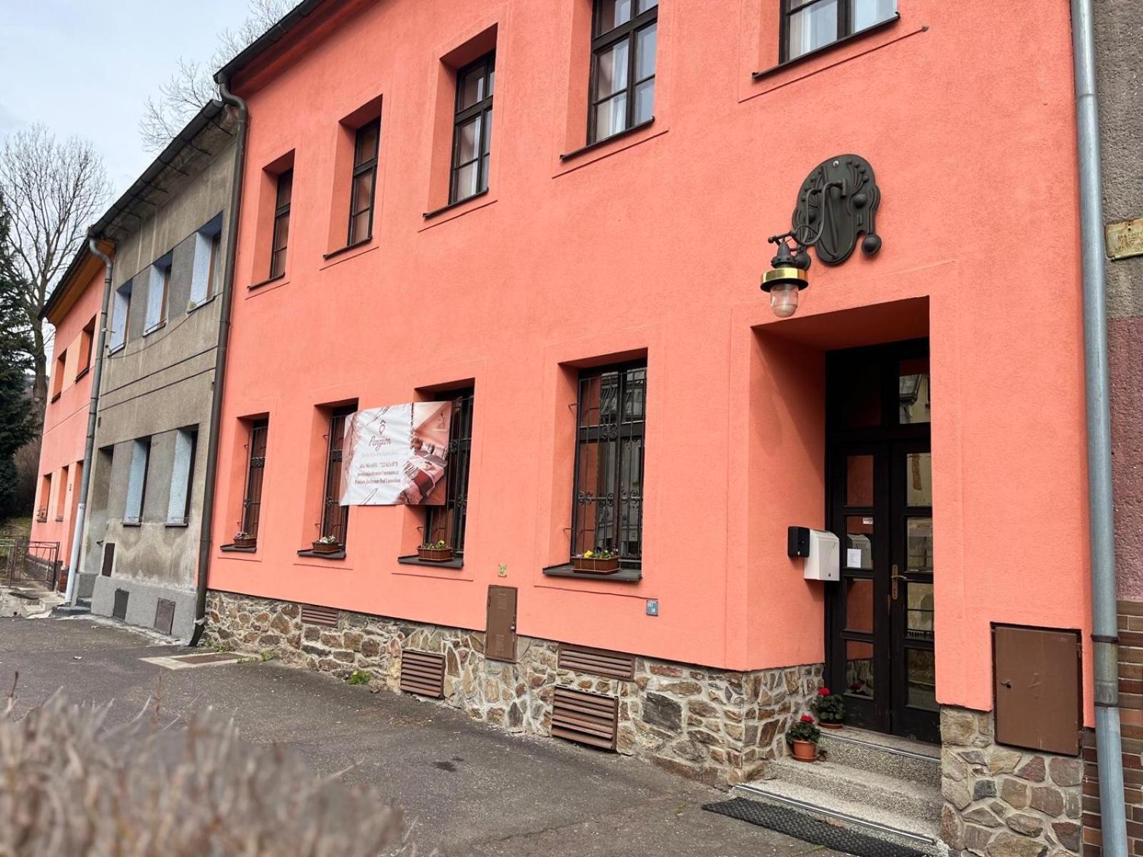 Penzion Jachymov Pod Lanovkou Bagian luar foto